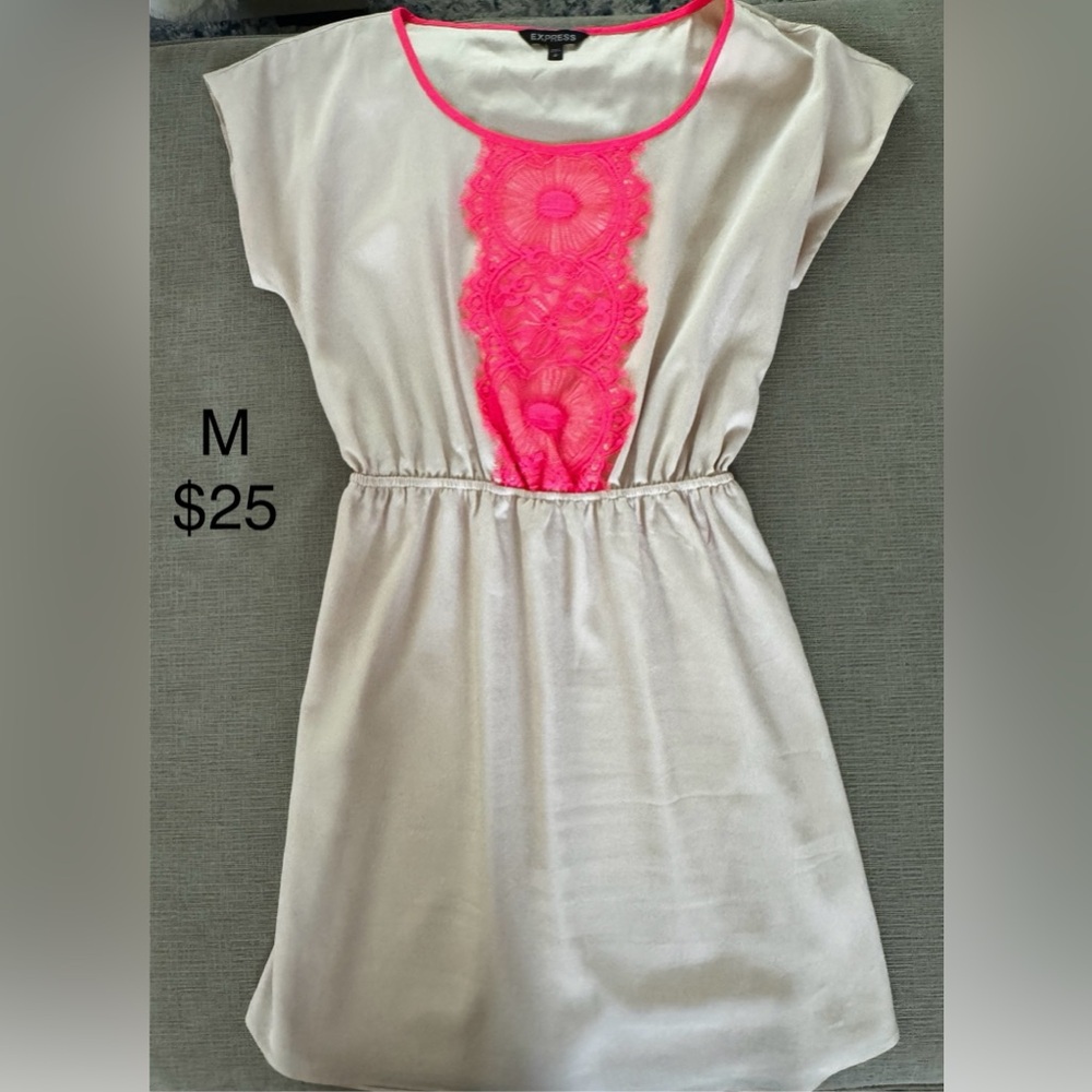 Short sleeved EXPRESS dress
